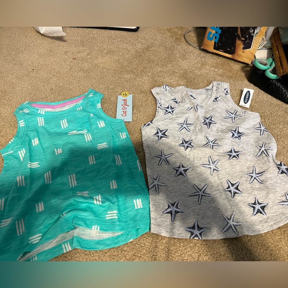 Lot of 2 tank tops - old Navy and Cat and Jack 4T
